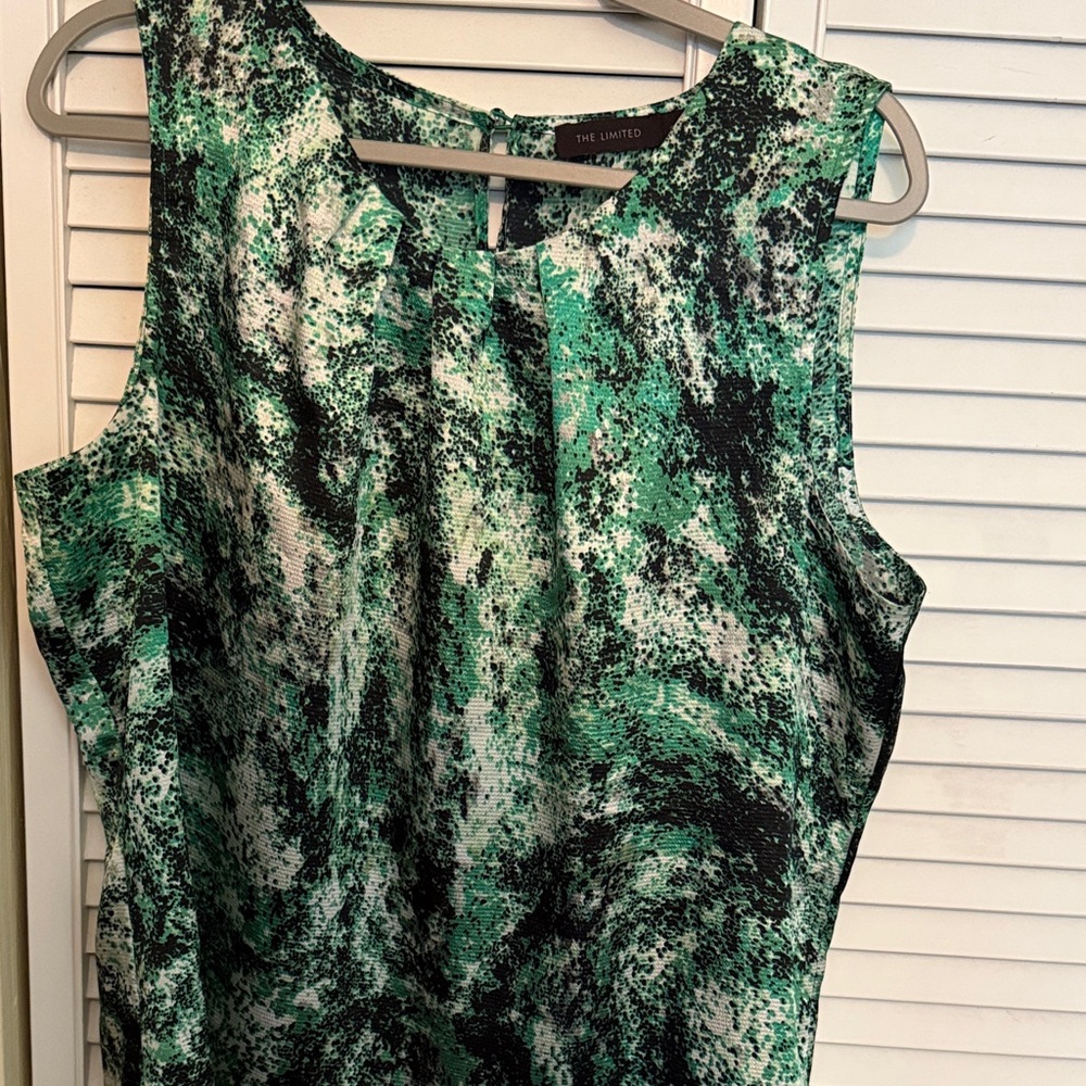 The Limited Abstract Green and Black Tank Top
